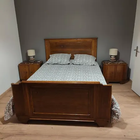 Maison Et Jardin En Centre Holiday home